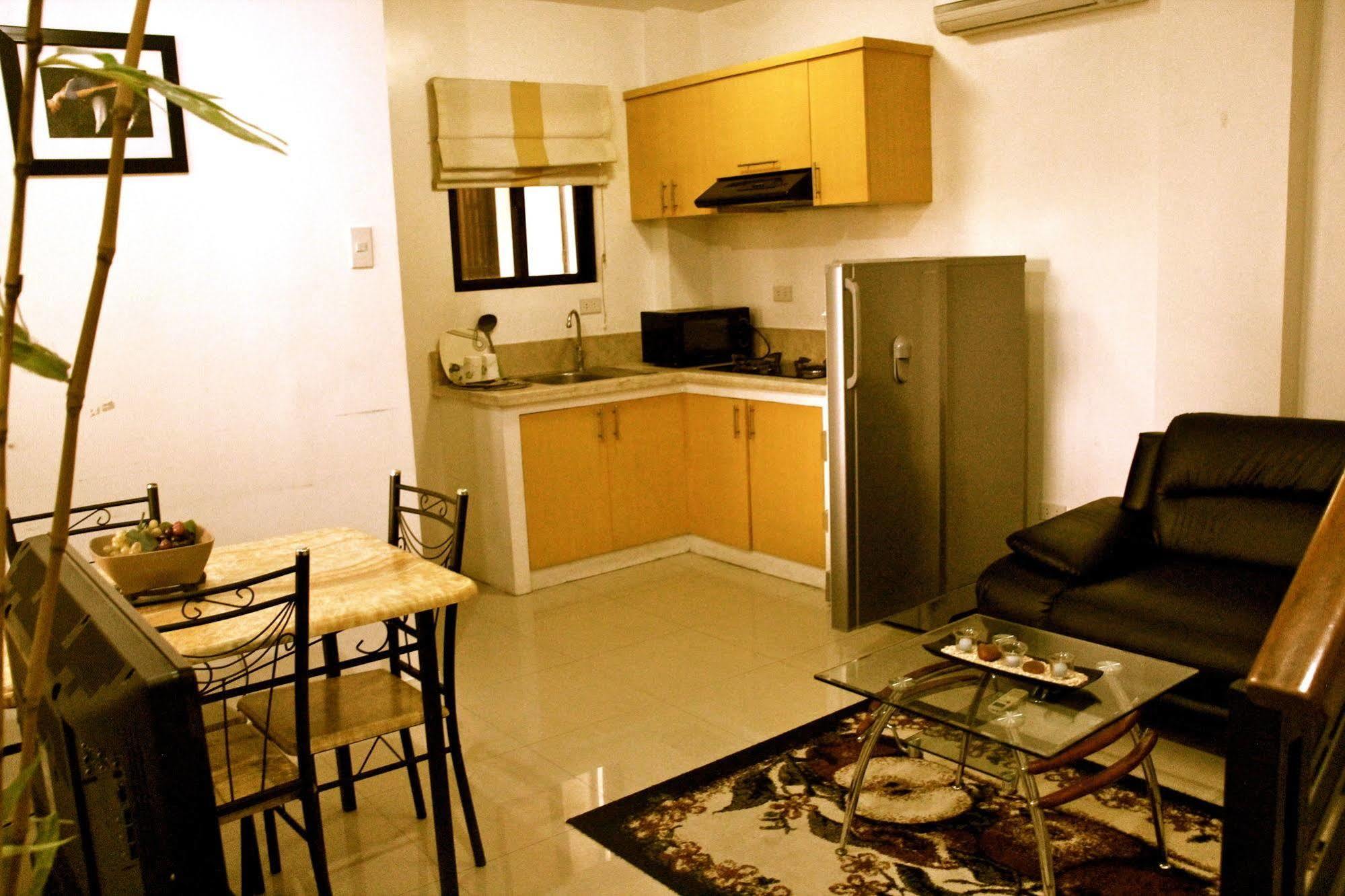 Elyseah Condotel อังเฮเลส ภายนอก รูปภาพ